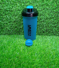 Shaker bottle with 3 compartments for protein powder