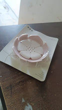 Plastic Flowers Soap Dish Bathroom Accessories Set Shower Gift (1 Pc)